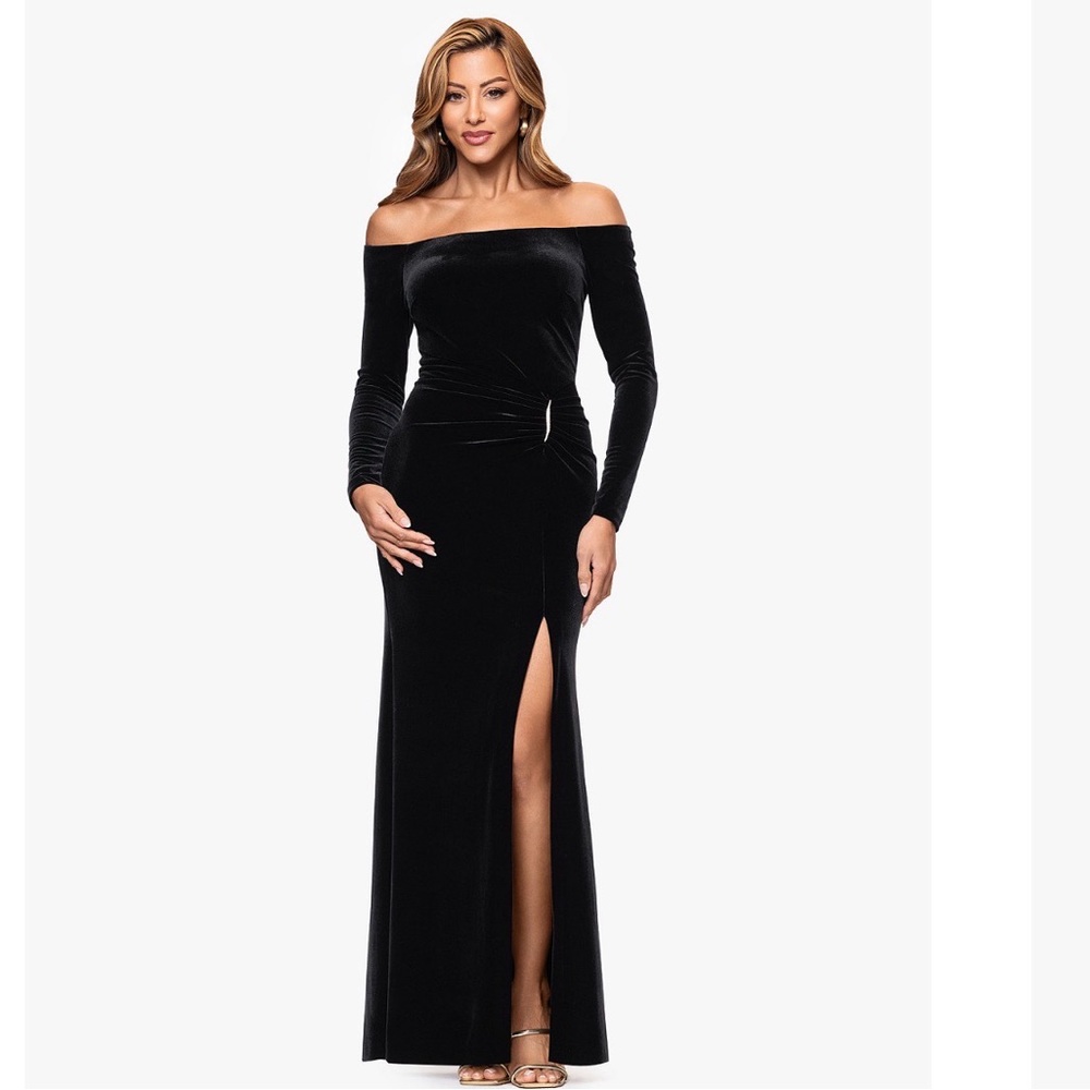 Xscape Black Velvet Long-Sleeve Midi Dress with Center Detail